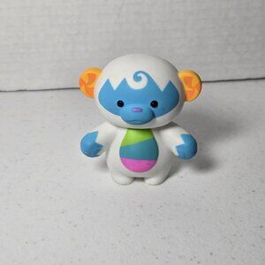 Ganz Webkinz Zumbuddy Zumbug Figure MG179L White Monkey Toy Collectible